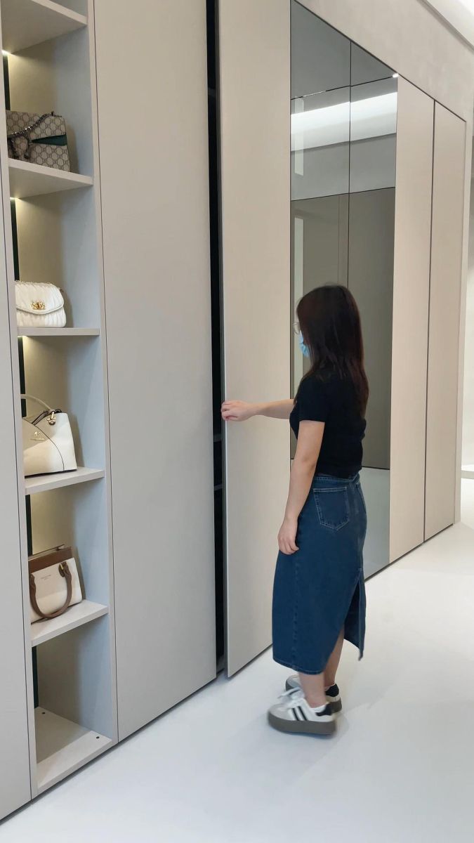 极简衣柜 视频封面