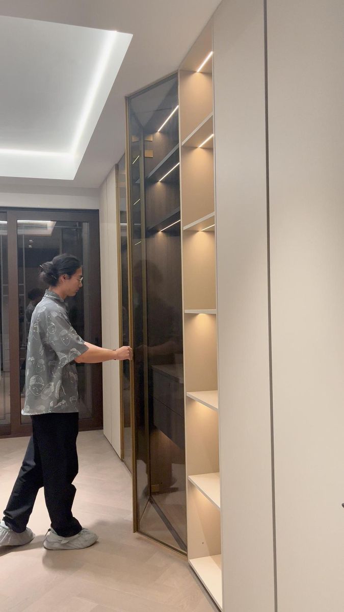别墅衣帽间 视频封面