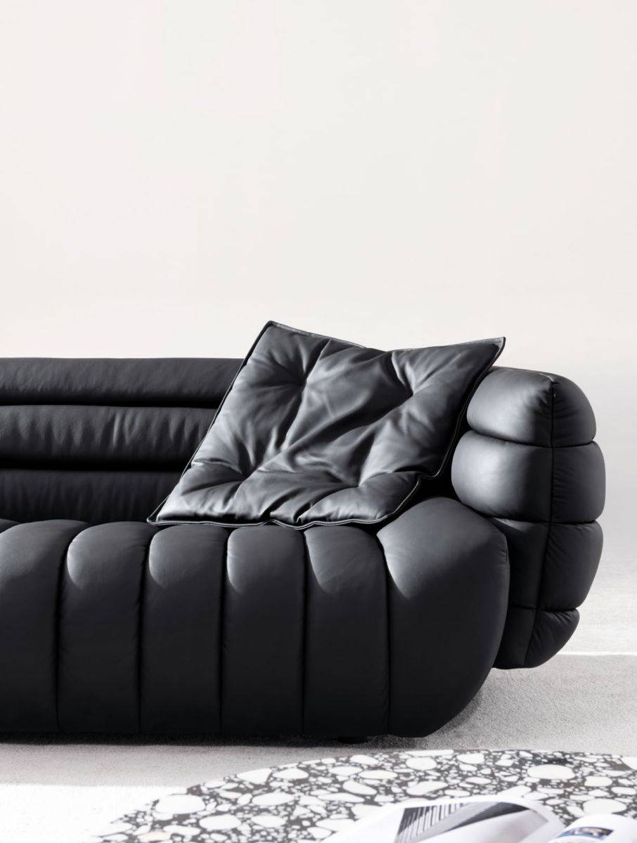 Baxter Tactite 香蕉船沙发 实景图 1